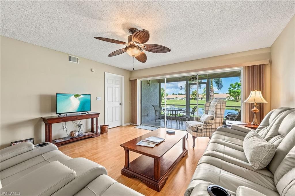 7185 Dennis Cir C-105, Naples, FL 34104-7