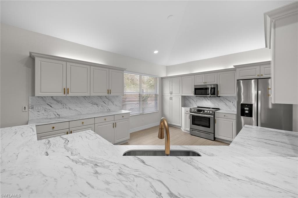 20130 Seagrove St 2508, Estero, FL 33928-5