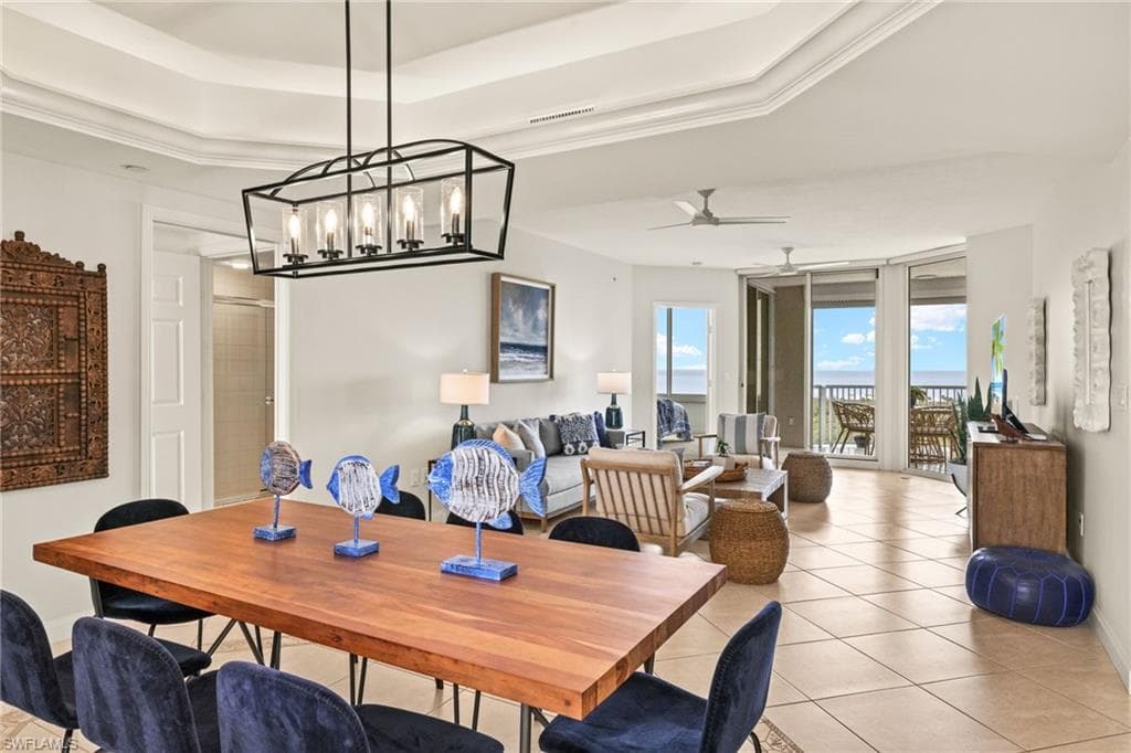 7117 Pelican Bay Blvd 1007, Naples, FL 34108-3