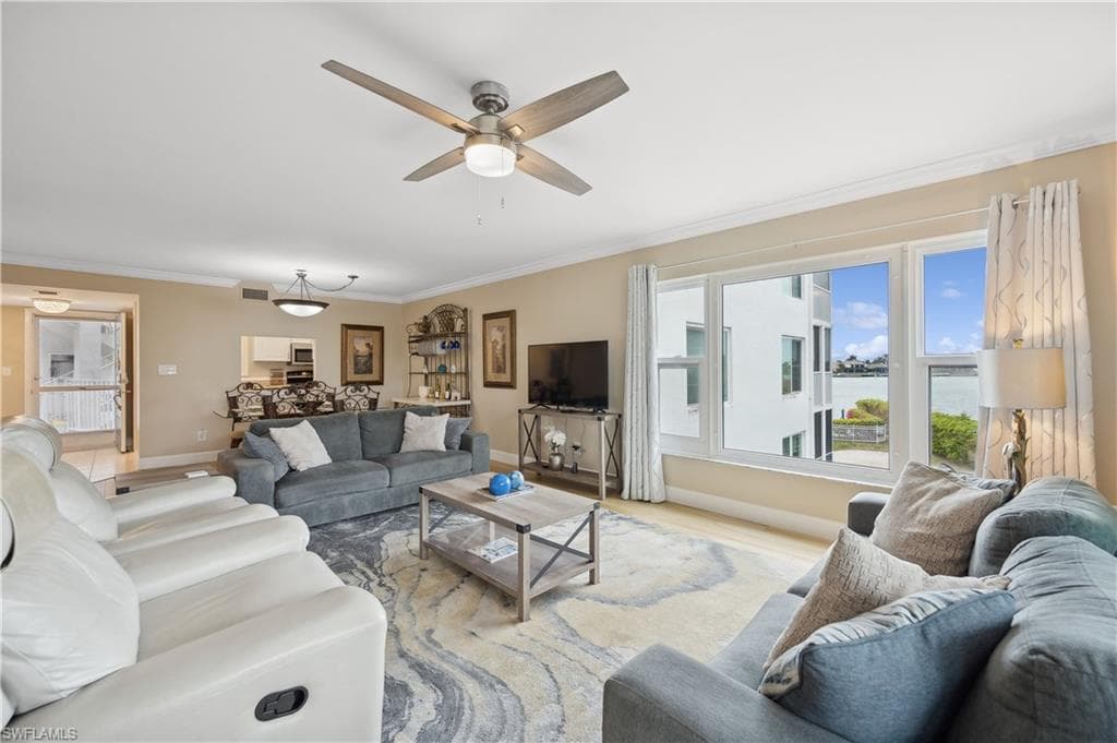 710 Elkcam Cir 307, Marco Island, FL 34145-4