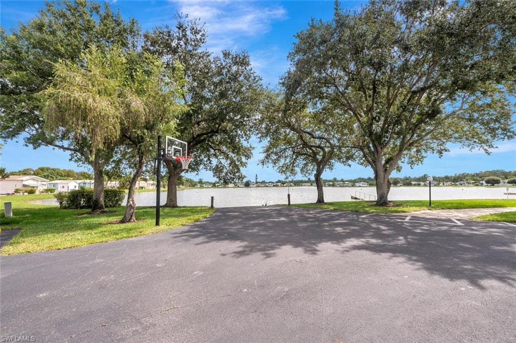 3063 Waterview Pt, Naples, FL 34120-24