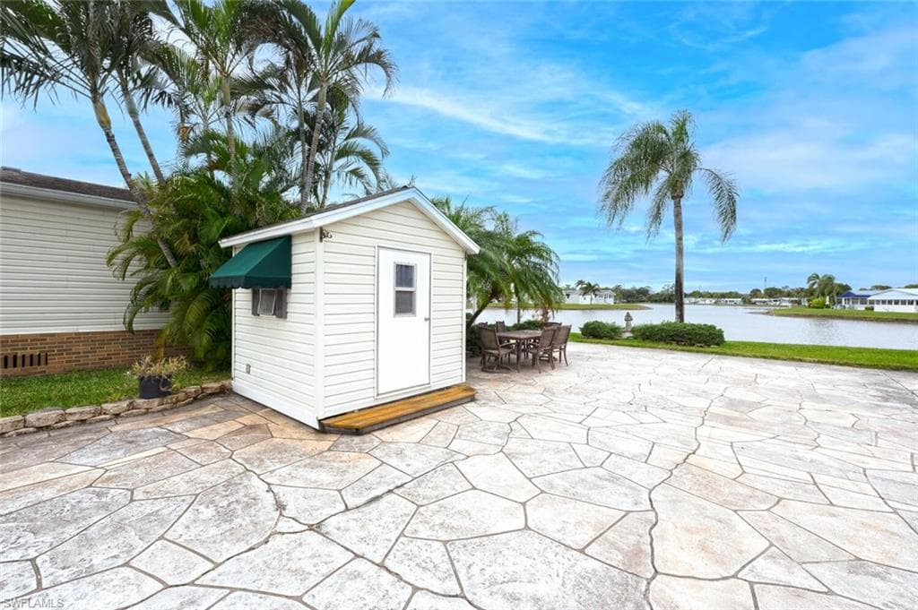 3063 Waterview Pt, Naples, FL 34120-4