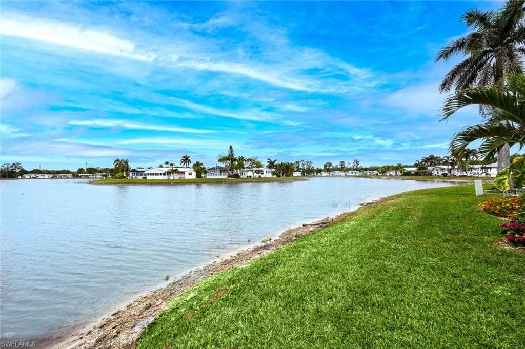 3063 Waterview Pt, Naples, FL 34120-8