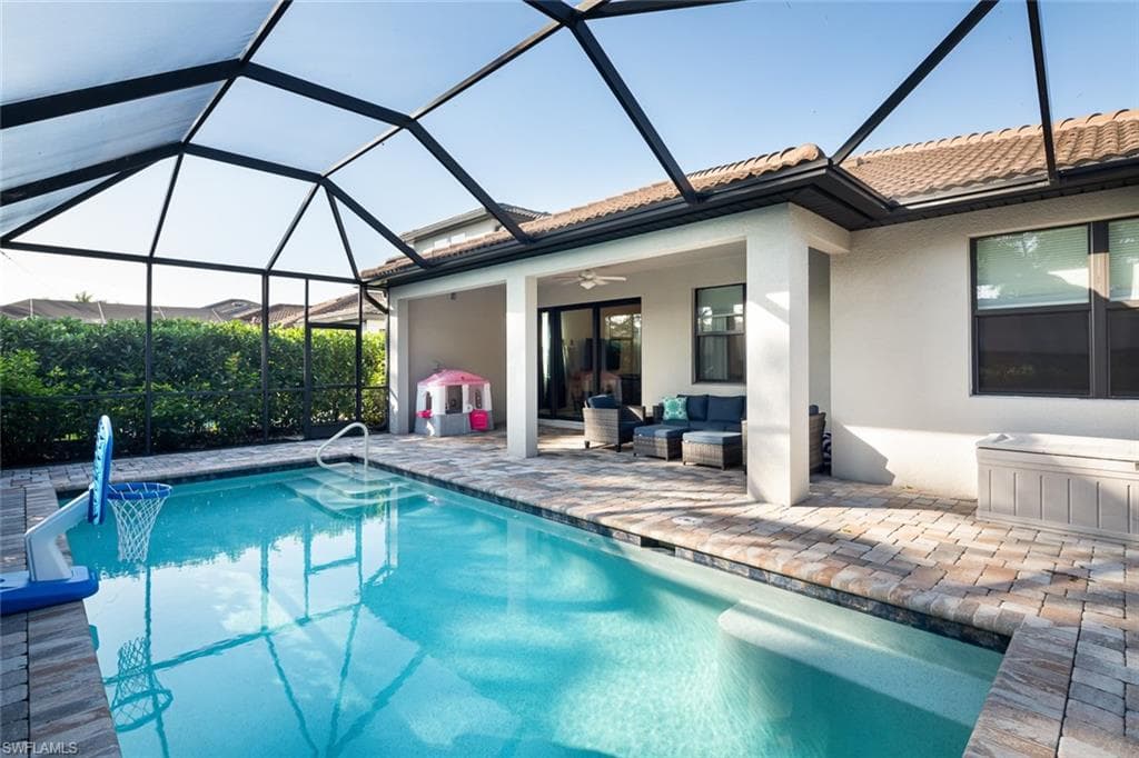 7266 Wilton Dr, Naples, FL 34109-16