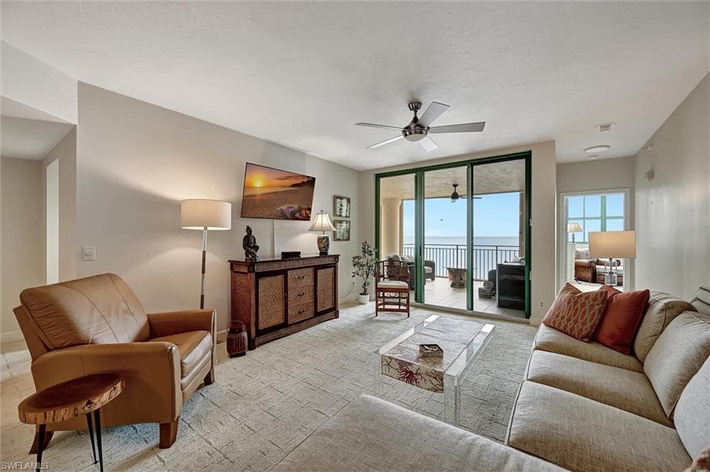 980 Cape Marco Dr 902, Marco Island, FL 34145-4