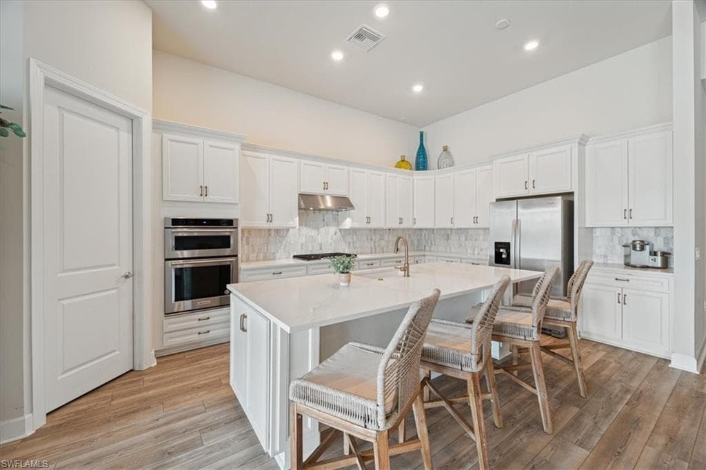 19364 Aqua Shore Dr, Fort Myers, FL 33913-13