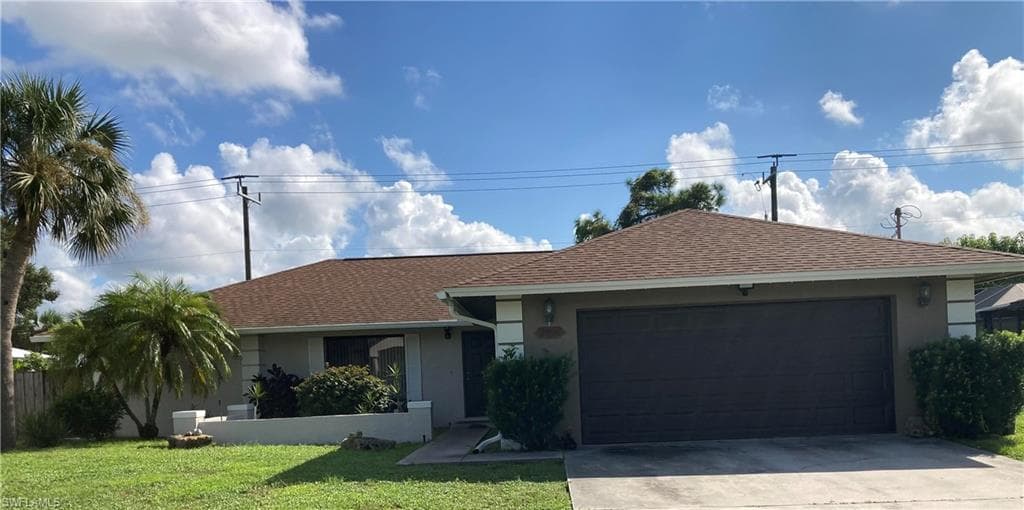 2896 44th St SW, Naples, FL 34116-26
