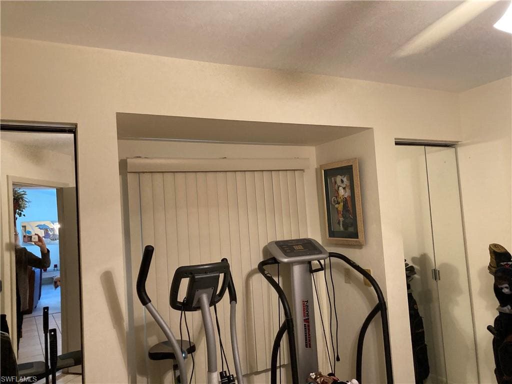 2896 44th St SW, Naples, FL 34116-34