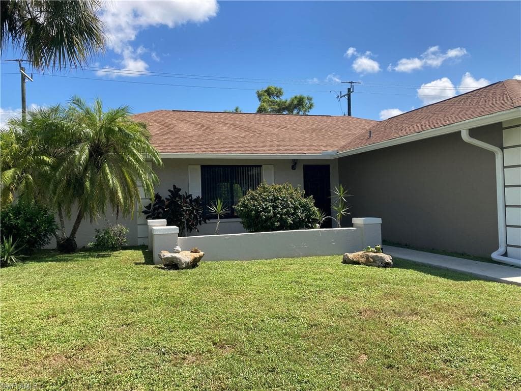 2896 44th St SW, Naples, FL 34116-3