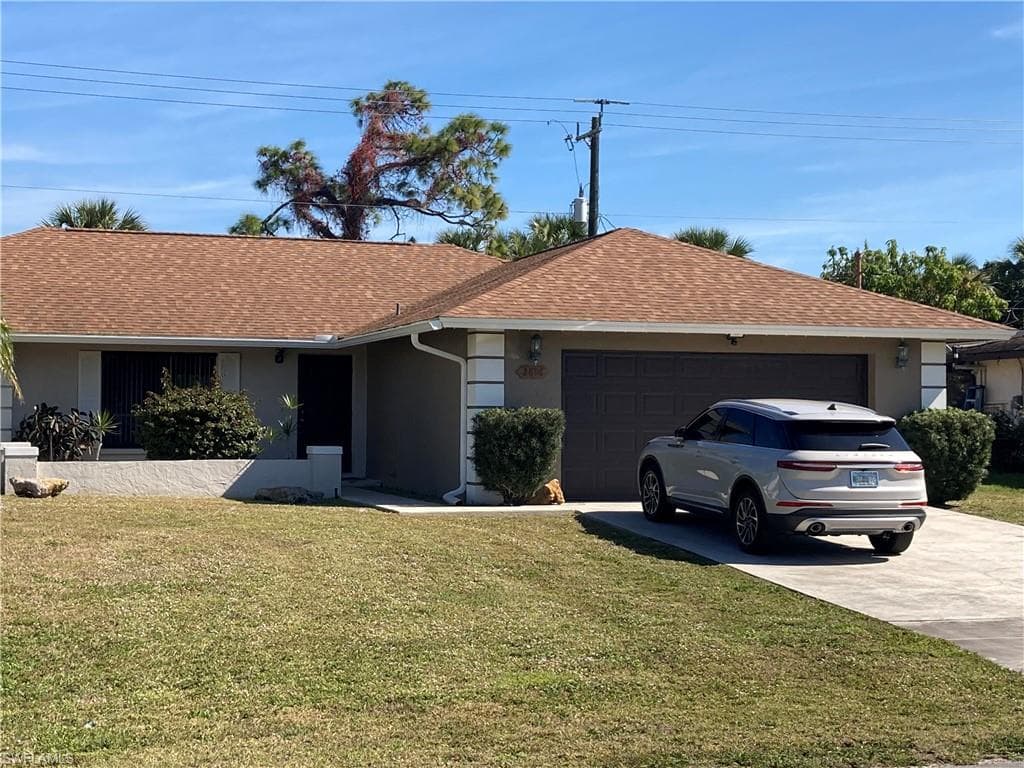 2896 44th St SW, Naples, FL 34116-40