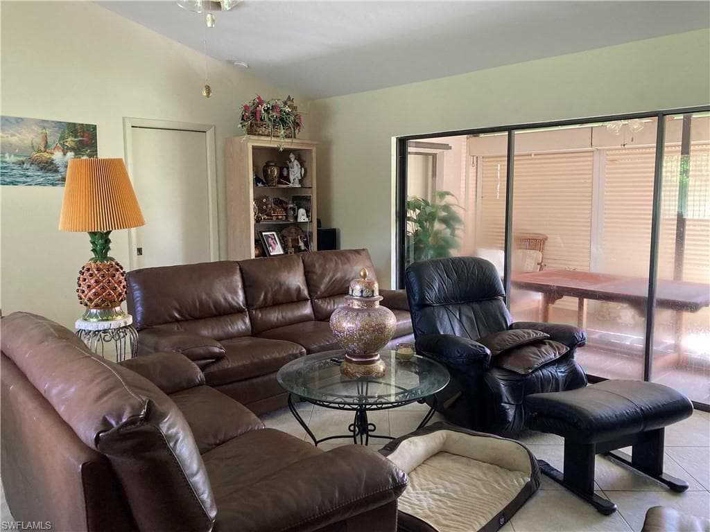 2896 44th St SW, Naples, FL 34116-8