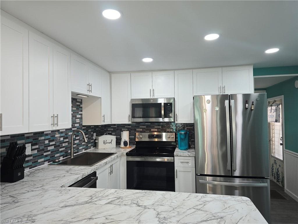 19 Moorhead Mnr 19, Naples, FL 34112-10