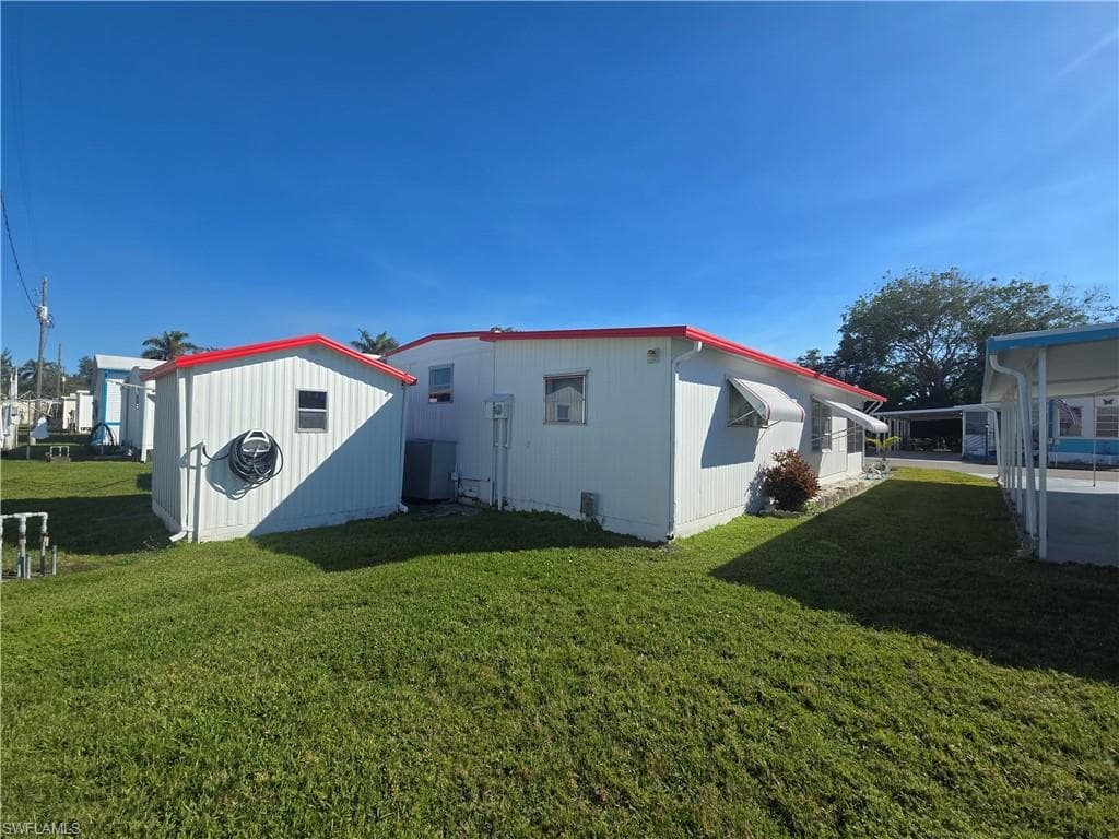 19 Moorhead Mnr 19, Naples, FL 34112-32