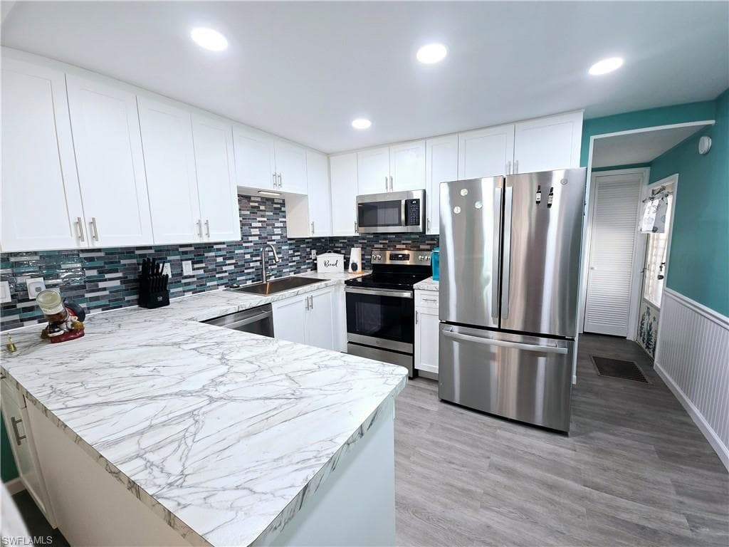 19 Moorhead Mnr 19, Naples, FL 34112-6