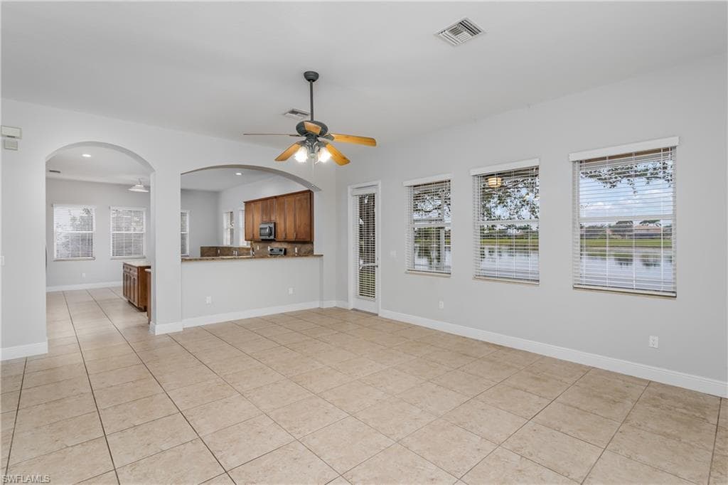 2055 Par Dr, Naples, FL 34120-9