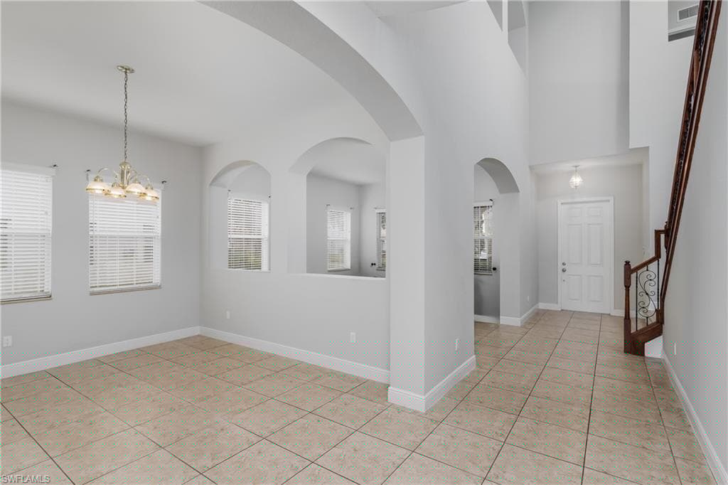 2055 Par Dr, Naples, FL 34120-14