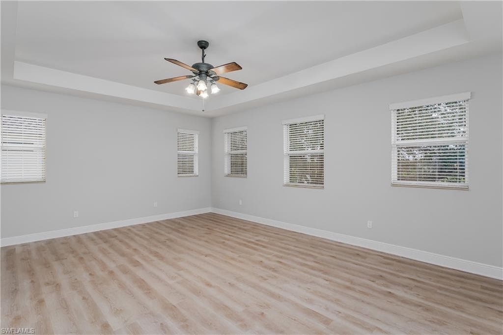 2055 Par Dr, Naples, FL 34120-34