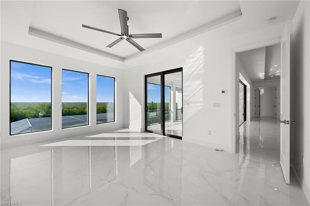 3512 Surfside Blvd, Cape Coral, FL 33914-26