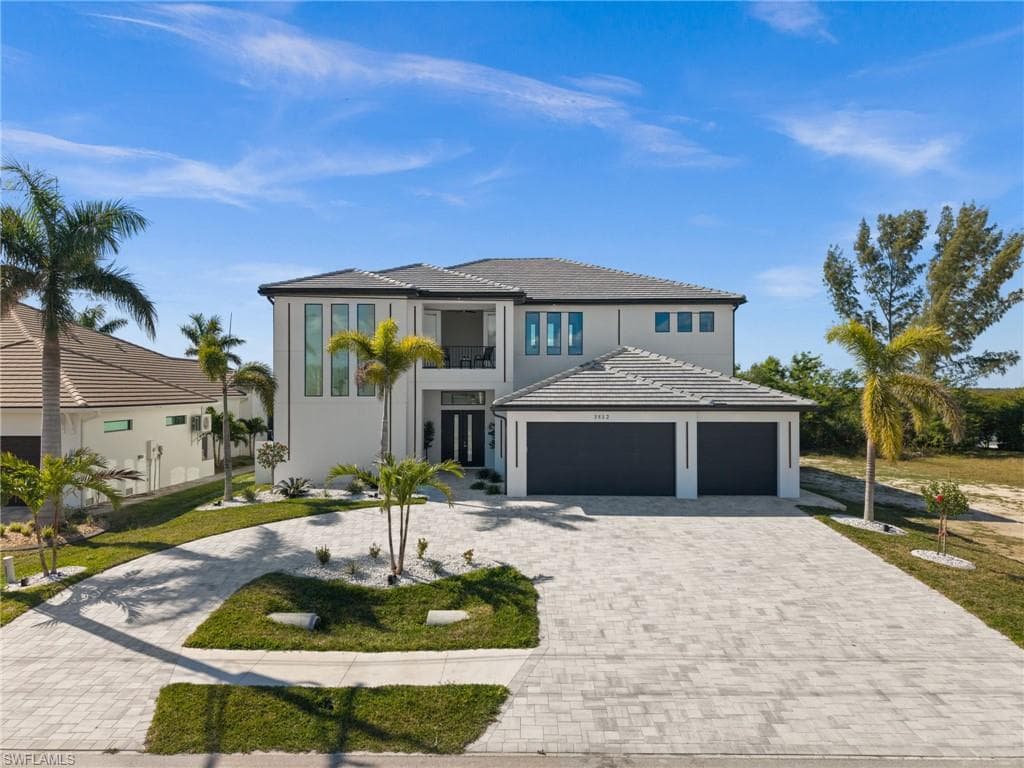 3512 Surfside Blvd, Cape Coral, FL 33914-44