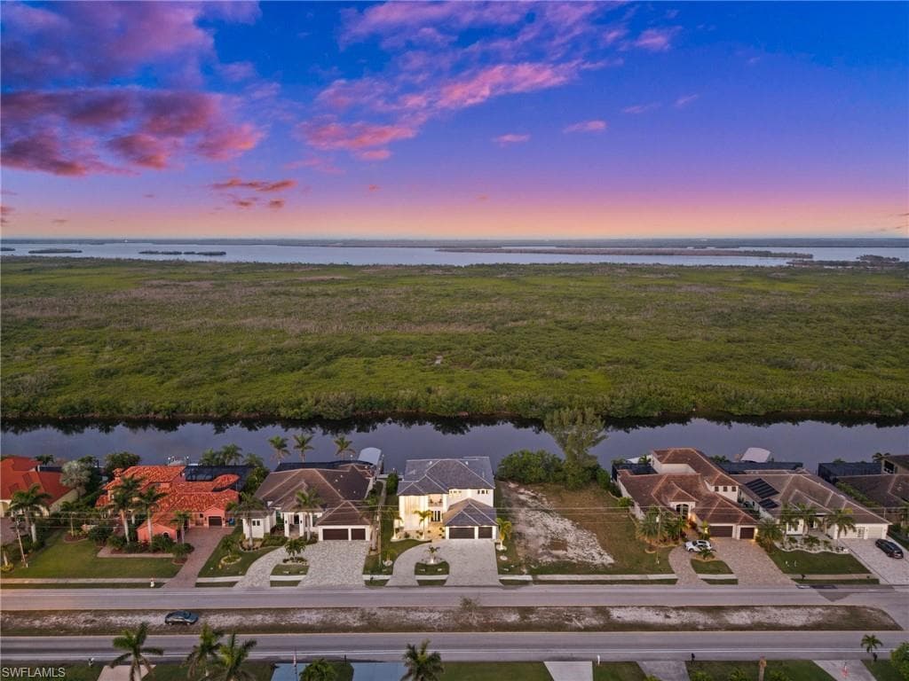 3512 Surfside Blvd, Cape Coral, FL 33914-46