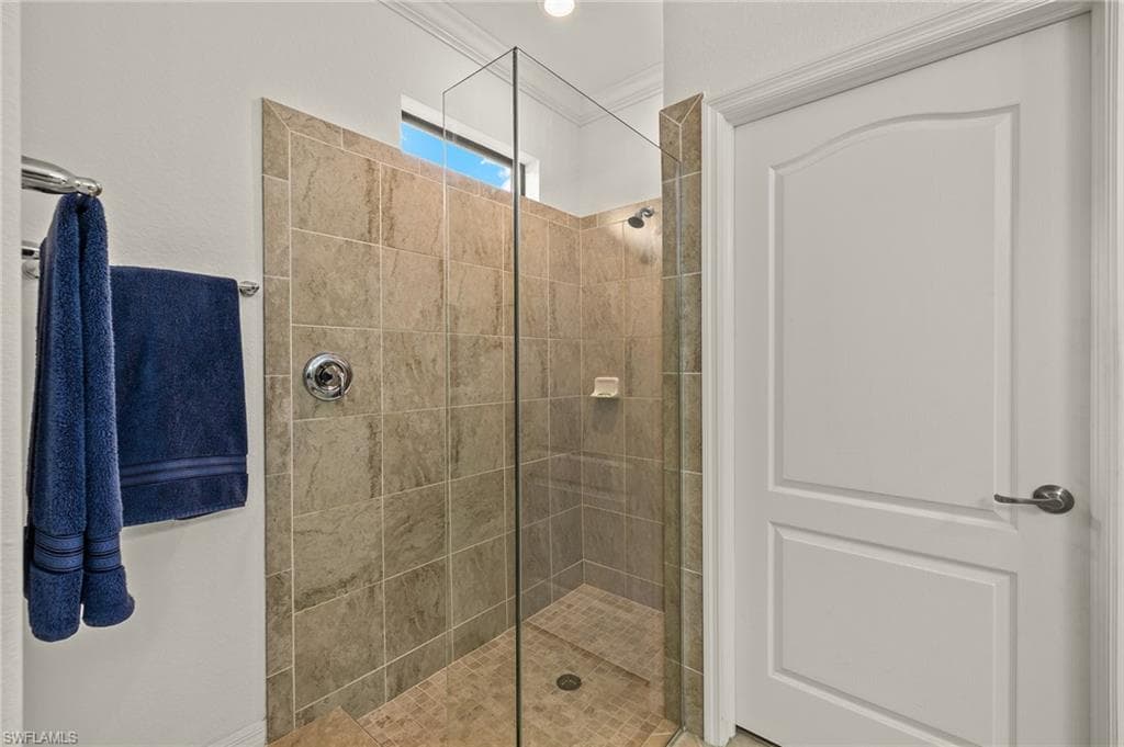 1607 Marton Ct, Naples, FL 34113-19