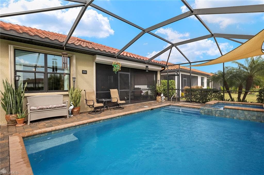 1607 Marton Ct, Naples, FL 34113-28