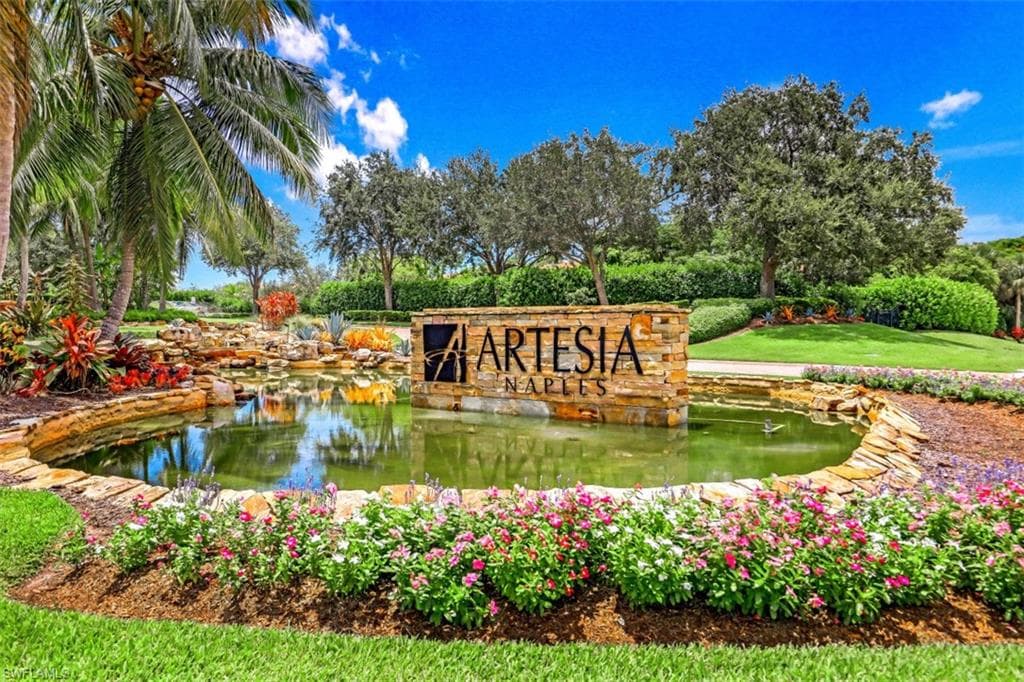 1607 Marton Ct, Naples, FL 34113-35