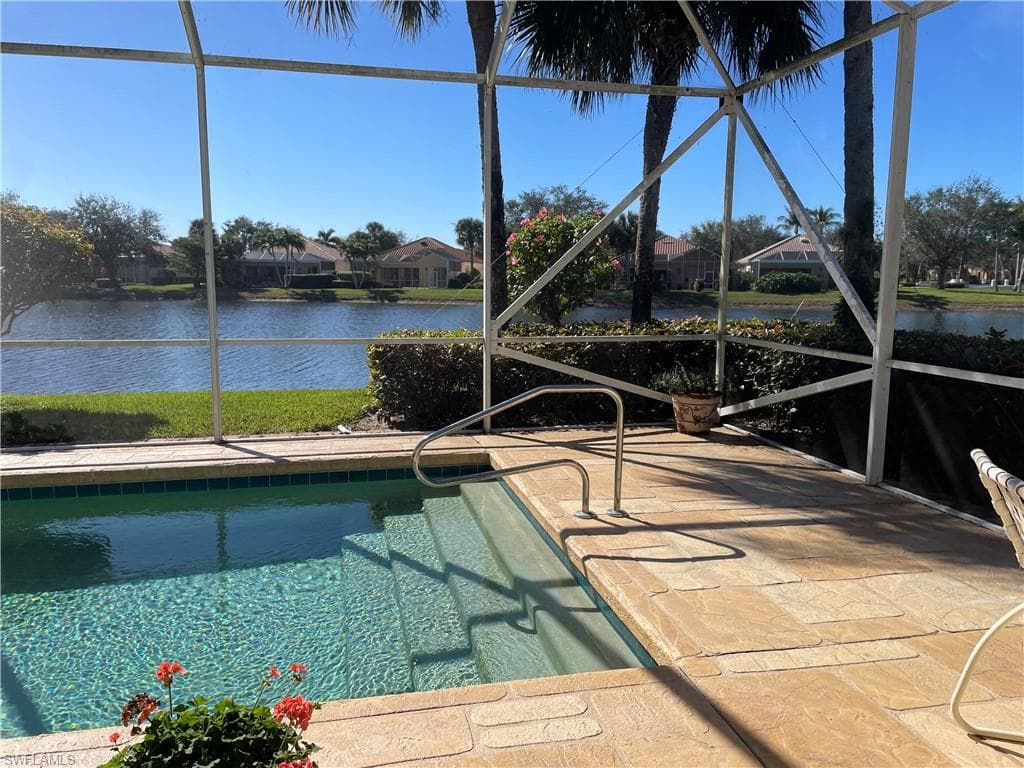 3888 Valentia Way, Naples, FL 34119-4