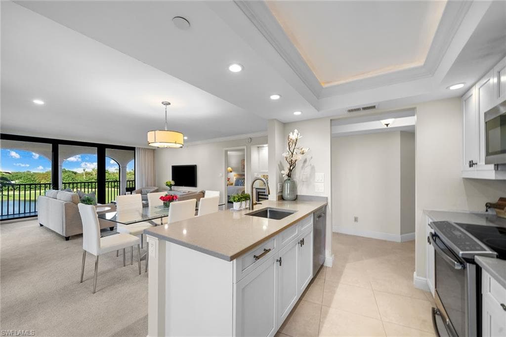 6020 Pelican Bay Blvd E402, Naples, FL 34108-14
