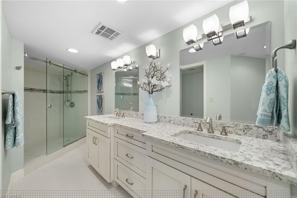 6020 Pelican Bay Blvd E402, Naples, FL 34108-22