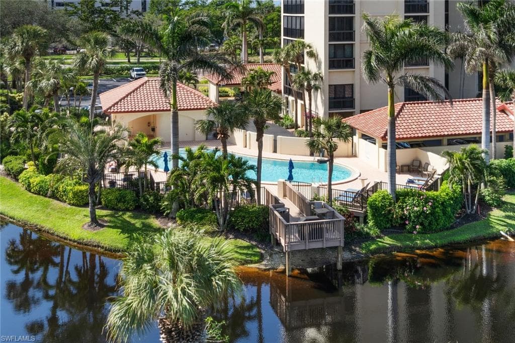 6020 Pelican Bay Blvd E402, Naples, FL 34108-33