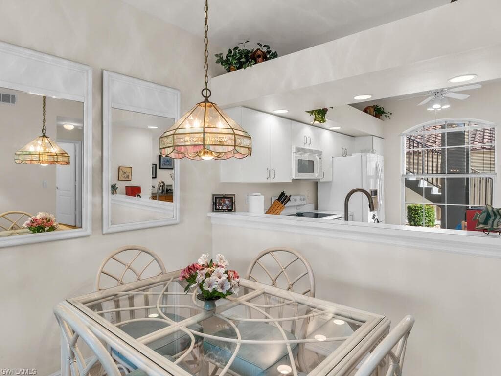 206 Newport Dr 805, Naples, FL 34114-11