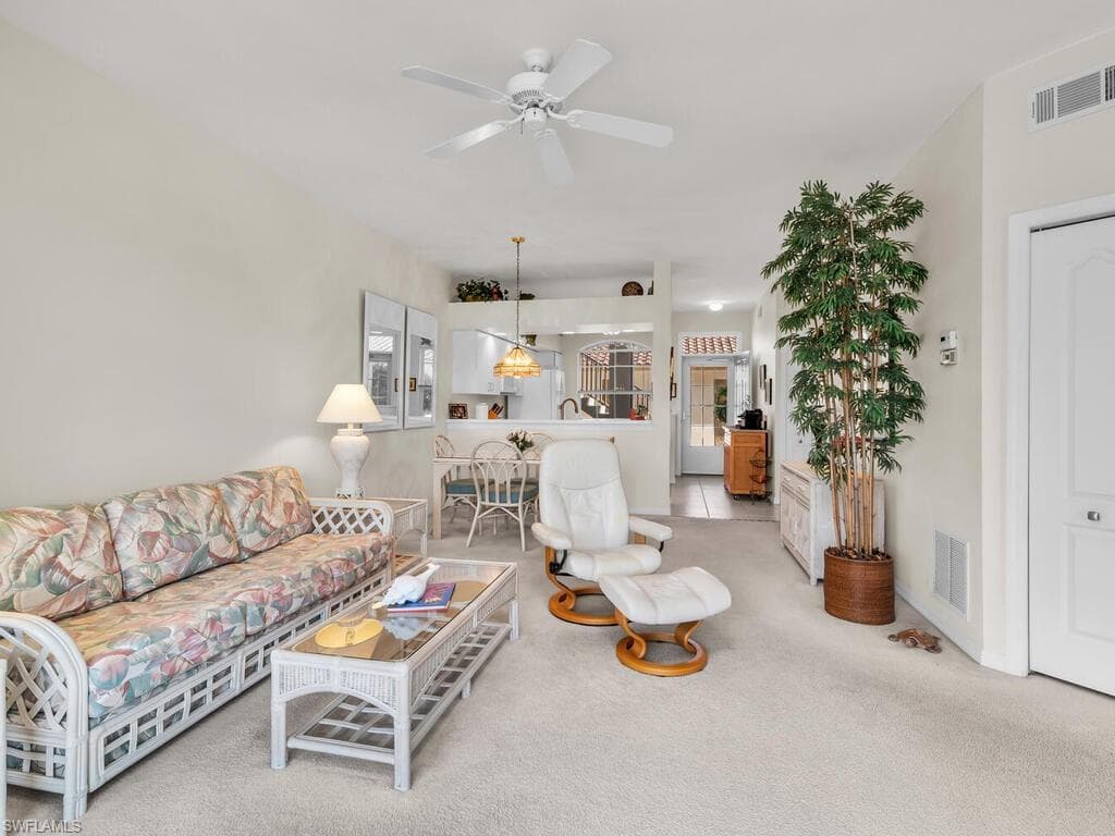 206 Newport Dr 805, Naples, FL 34114-20