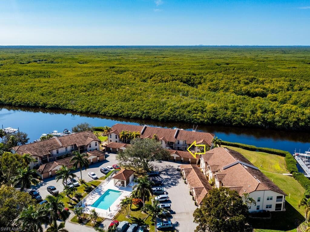 206 Newport Dr 805, Naples, FL 34114-28
