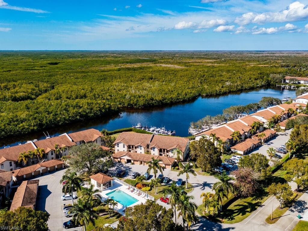 206 Newport Dr 805, Naples, FL 34114-29