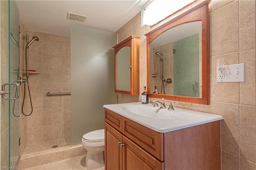4200 Belair Ln 101, Naples, FL 34103-10