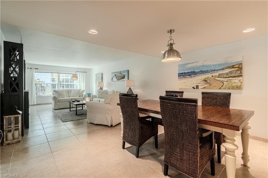4200 Belair Ln 101, Naples, FL 34103-15