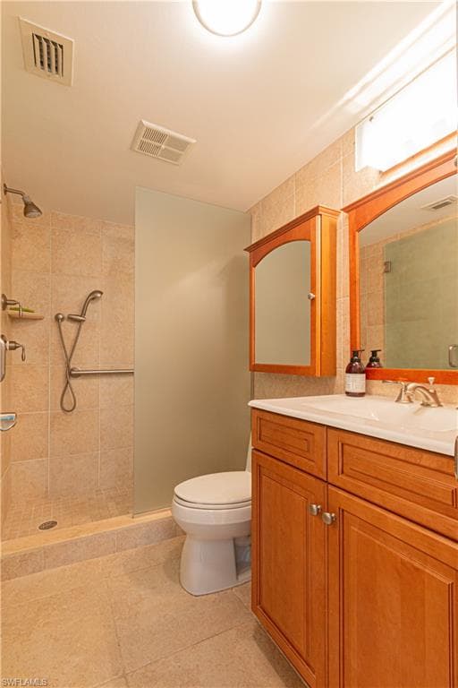 4200 Belair Ln 101, Naples, FL 34103-27
