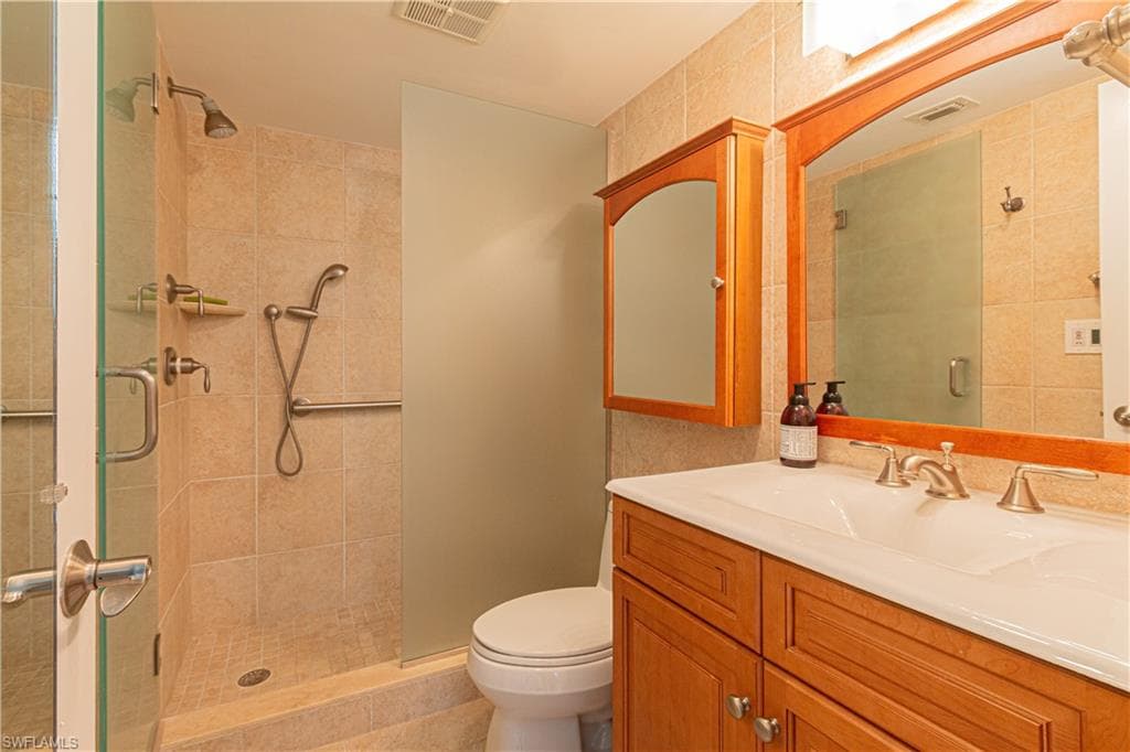 4200 Belair Ln 101, Naples, FL 34103-28