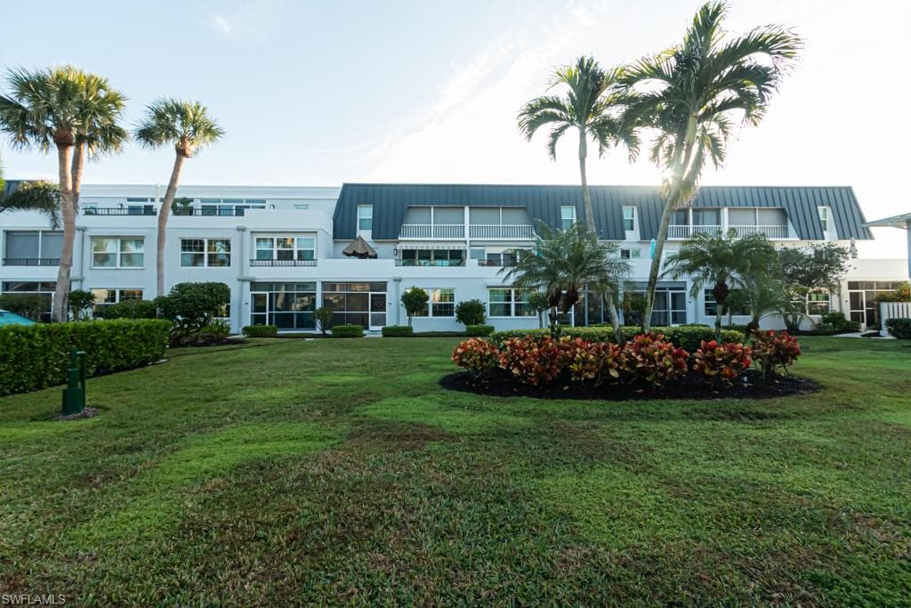 4200 Belair Ln 101, Naples, FL 34103-34
