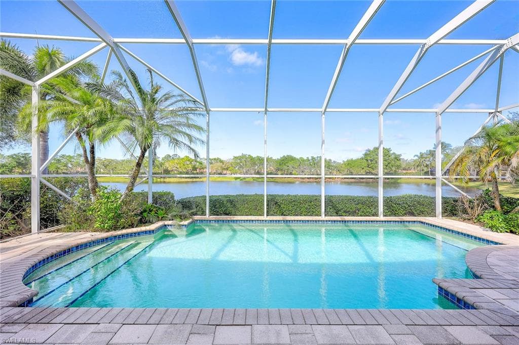 8465 Mallards Way, Naples, FL 34114-1
