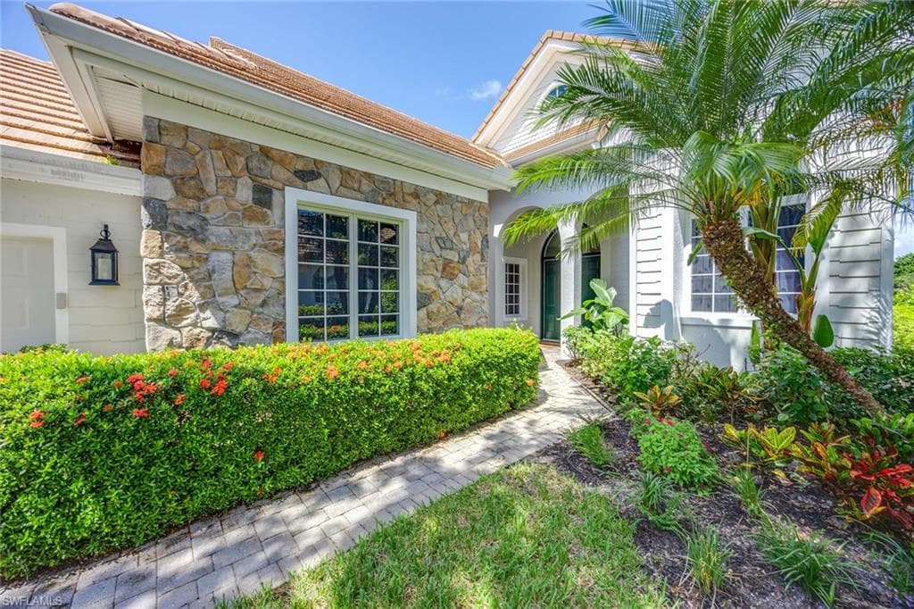 8465 Mallards Way, Naples, FL 34114-27
