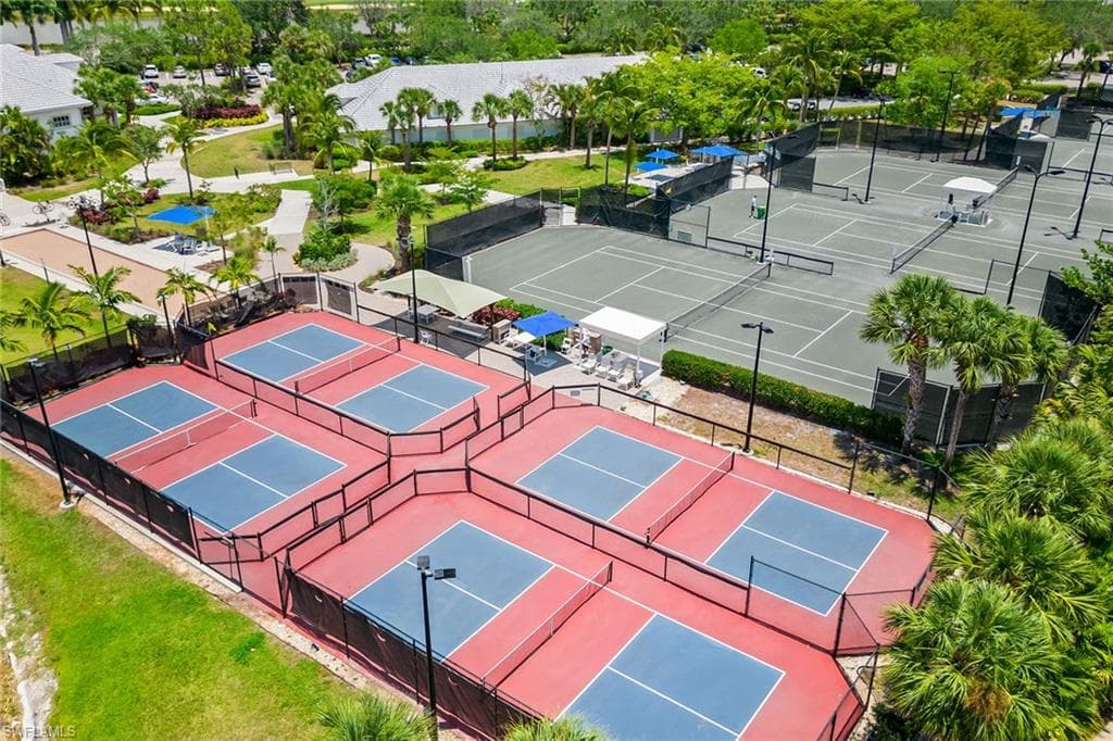 8465 Mallards Way, Naples, FL 34114-42