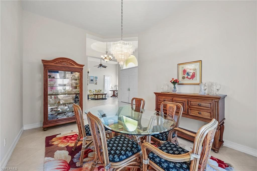 8465 Mallards Way, Naples, FL 34114-6