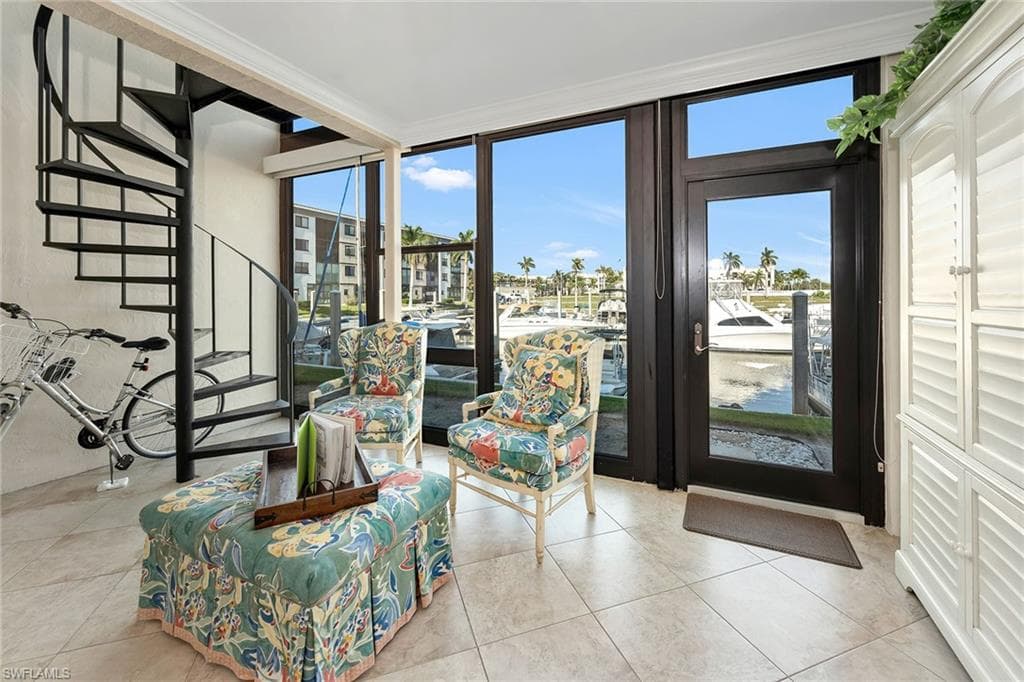 803 River Point Dr 105b, Naples, FL 34102-10