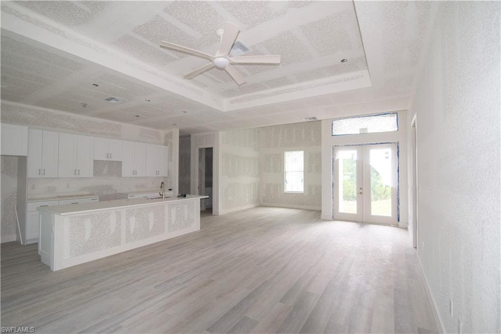3677 Oil Well Rd, Naples, FL 34120-11