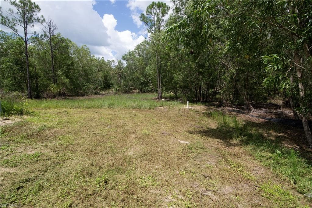 3677 Oil Well Rd, Naples, FL 34120-23