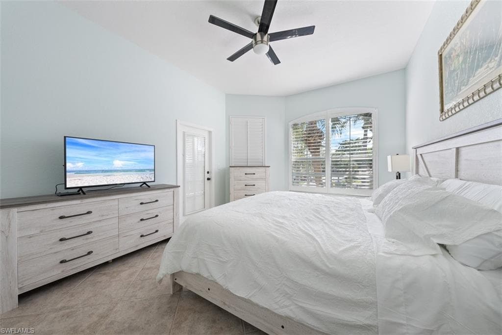9050 Las Maderas Dr 201, Bonita Springs, FL 34135-9
