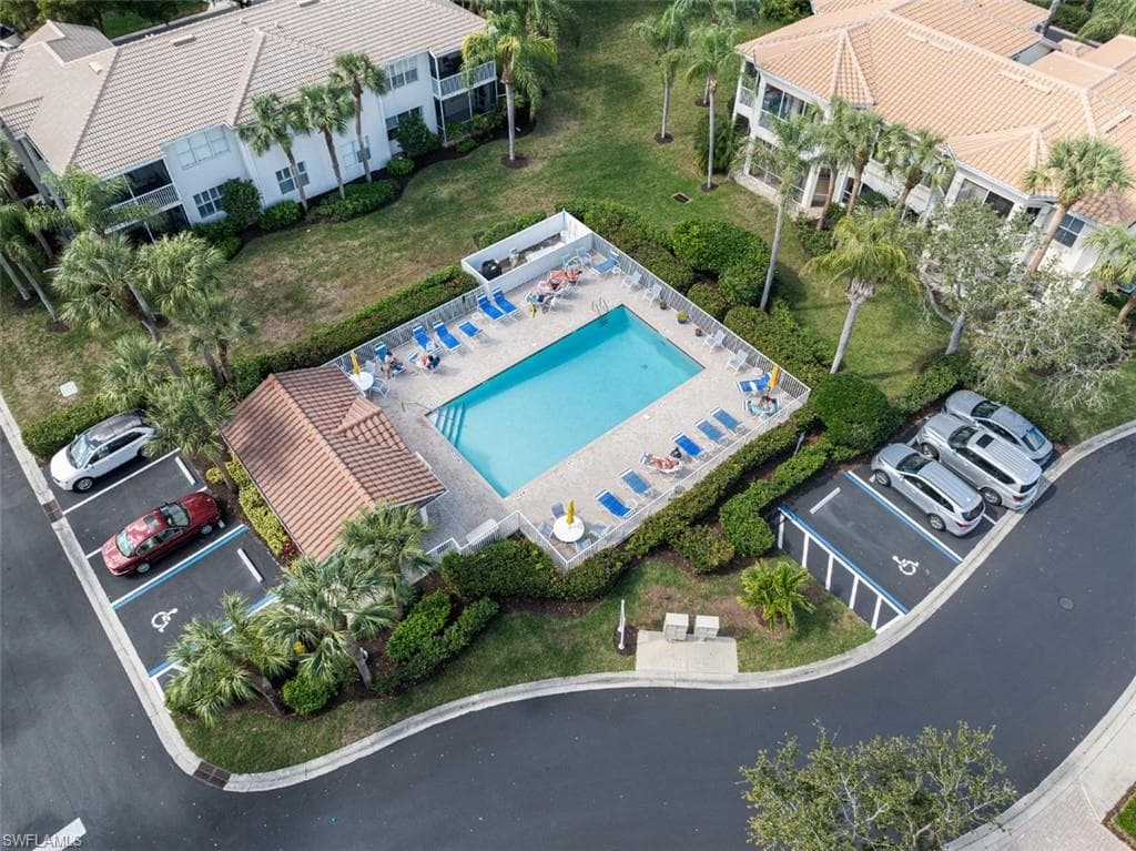 9050 Las Maderas Dr 201, Bonita Springs, FL 34135-19