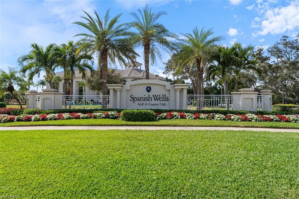 9050 Las Maderas Dr 201, Bonita Springs, FL 34135-21